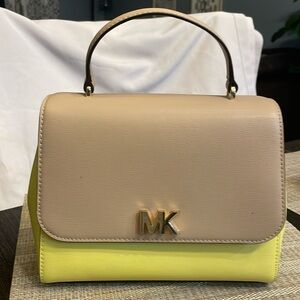 MICHAEL KORS MOTT MEDIUM TOP HANDLE SATCHEL SHOULDER BAG YELLOW TAN LEATHER $468